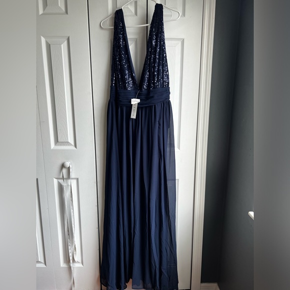 NWT Love By Design Daphne Sequin Top V-Plunge Maxi Dress. XL - Picture 2 of 5